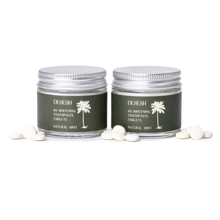 Fluoride-free whitening toothpaste tablets with mint flavor